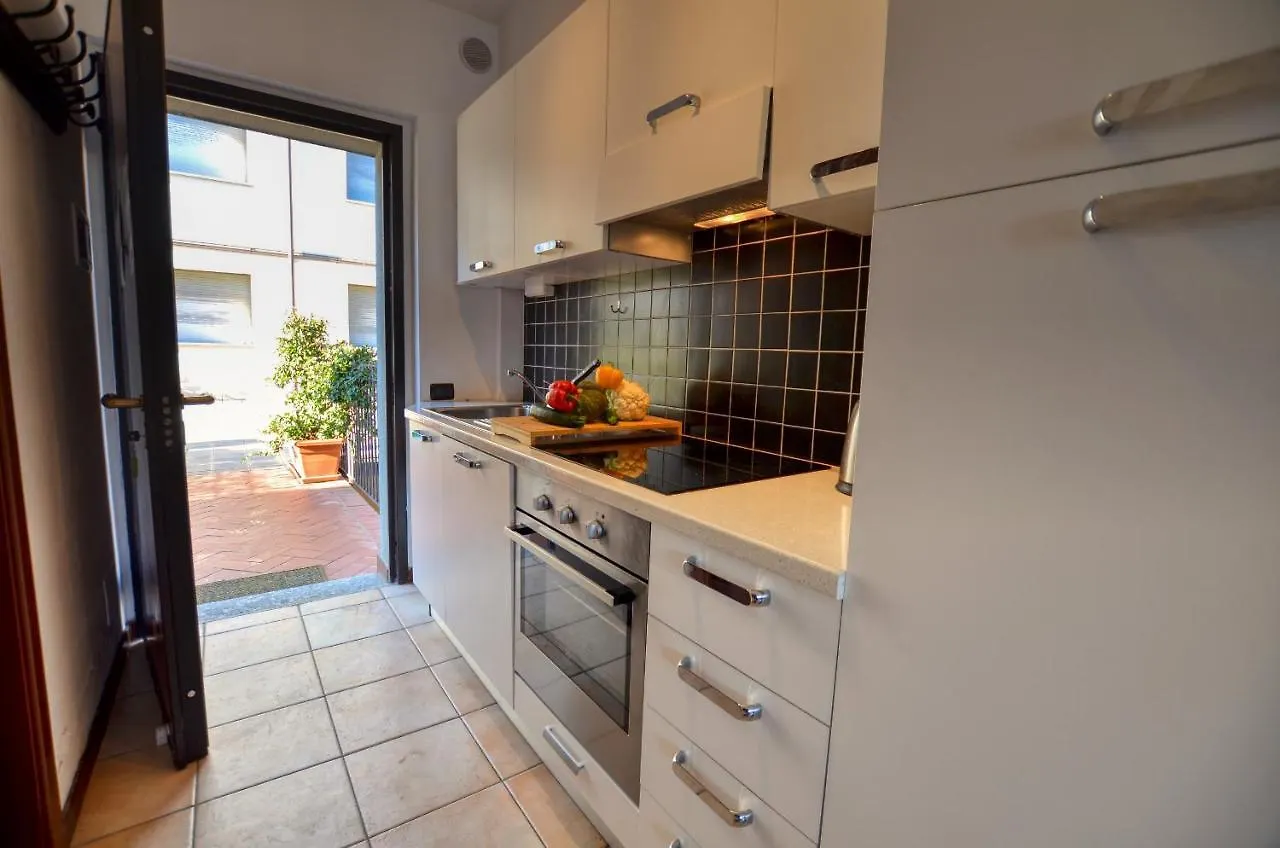 2-Bedroom Airconditioned Lakeview Apartment Аккуазериа